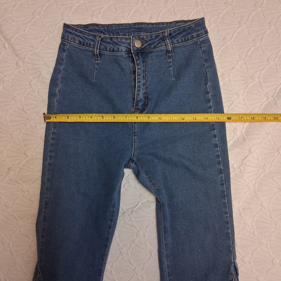 Lalavon Classic Blue Flare Jeans for Women Size S - Picture 13 of 17